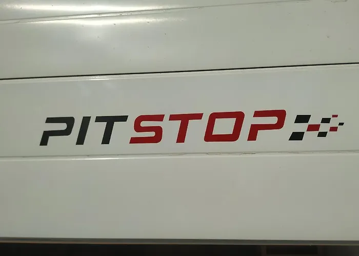 Pit Stop *